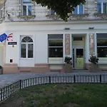 Ch-Hostel